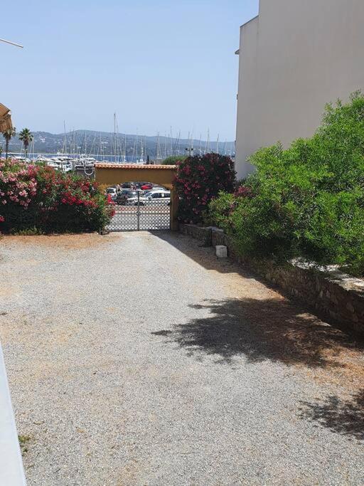 Spacious Marina & See View Appartment Cavalaire-sur-Mer Exterior photo